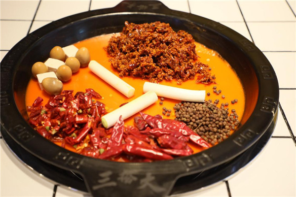 “一个人的毕业照”不妨再多几张【JDB电子】(图2) JDB电子