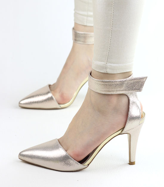 ‘JDB电子游戏官网’2019年知识产权的特征有哪些?维护知识产权的建议有哪些?(图1) JDB电子游戏官网