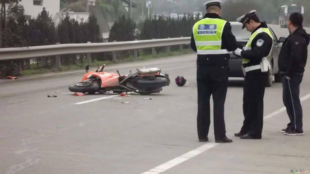 JDB电子试玩网页版：
曝光！富顺不守交通规则行为曝光 这期又是谁上榜(图20)