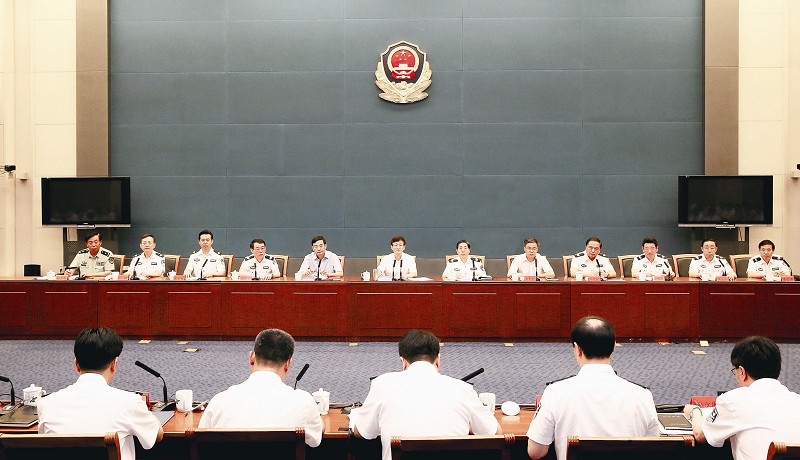 罗尔否认拥有广告公司 资料显示其为两家公司法人_JDB电子试玩网页版(图1) JDB电子